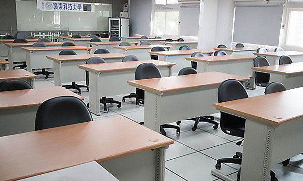 視覺傳傳達理論教學教室 SY411/SY412  (聖益樓4F)